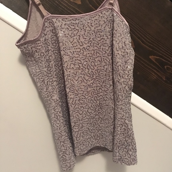 Sequin v-neck tank top - express - Picture 5 of 5